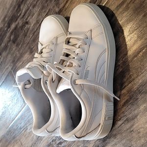 Ladies Puma White sneaker